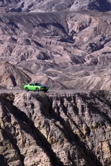 Dodge Challenger SRT8 392 Green závistí 2011 03